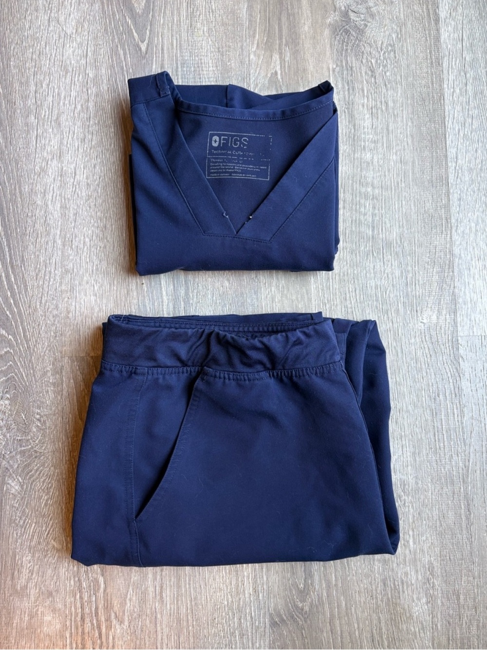 Figs Set in Navy